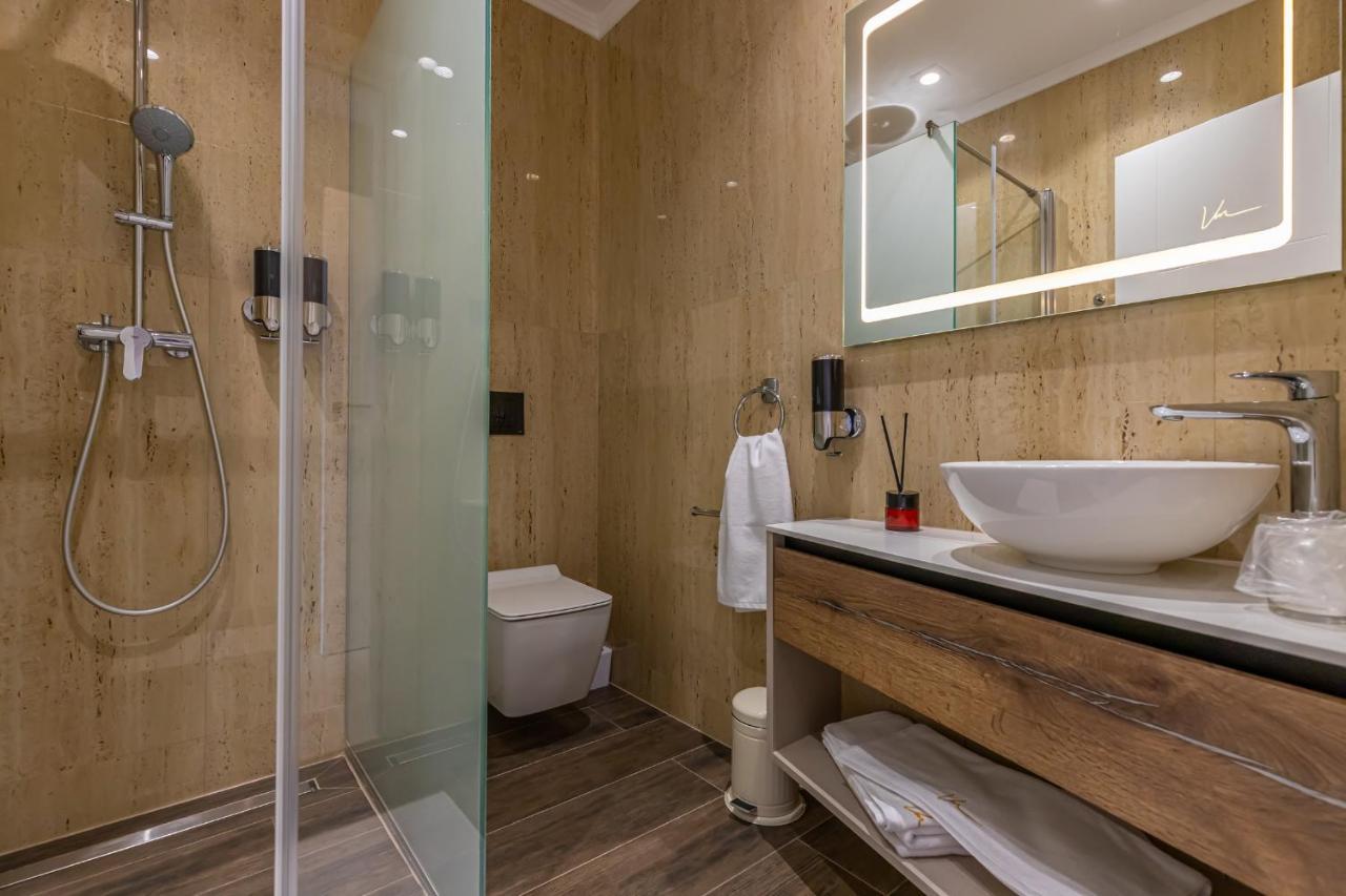 Villa Marassi With Heated Pool, Hot Tub And Sauna Цриквеница Экстерьер фото